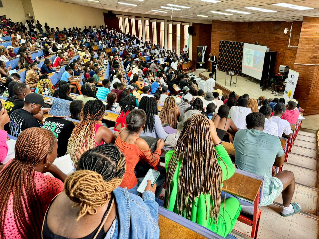 Students gathered for a Billionaire Academy entrepreneurship session at Chinhoyi University of Technology
